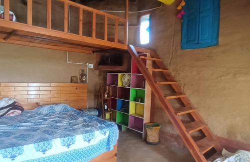 Seetla Otro | Superb 6-bedroom farmhouse in Mukteshwar with fitness room, WiFi