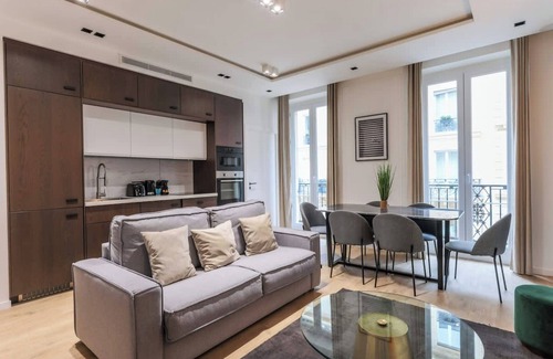 Quartier du Mail Apartamento | Superb AC Apartment Center of Paris