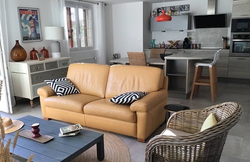 Volx Apartamento | Superb apartment in a villa with swimming pool in a quiet location!