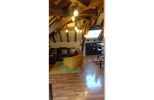 Bouchemaine Apartamento | superb apartment Loire view under the roofs
