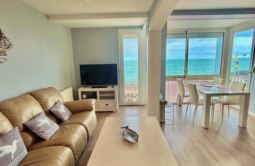 Fecamp Apartamento | Superb apartment with panoramic sea-cliff view