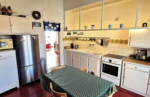 Est Apartamento | Superb, bright, walk-through apartment 10m from town centre-Free parking-4