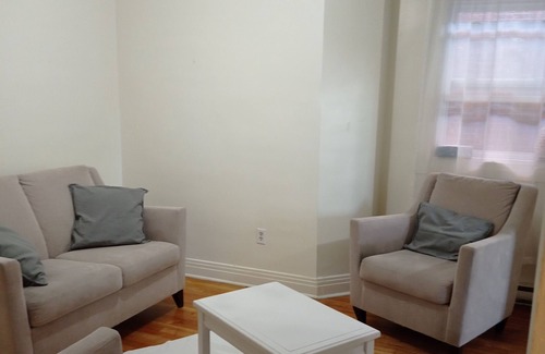 Verdun Apartamento | Superb, comfortable 3-bedroom condo-near metro