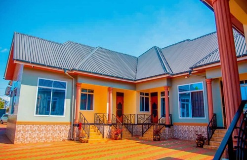 Moshi Cabaña | Superb cottage with AC in lively Moshi