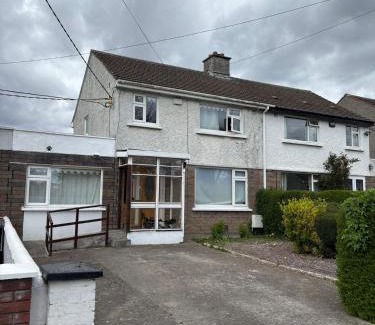 Santry Casa | Superb Double Room near Airport - 3
