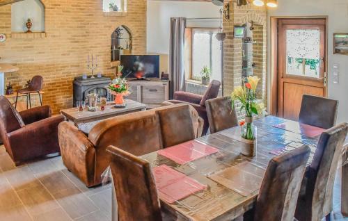 Eringhem Casa | Superb Gite With Jacuzzi