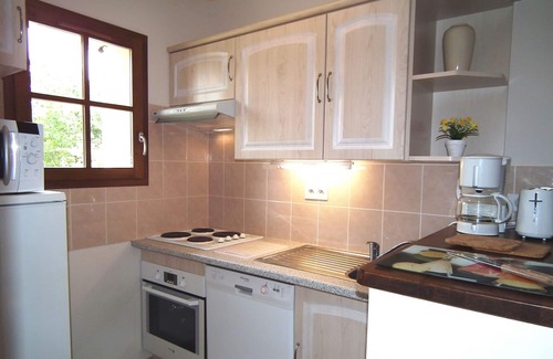 Gavaudun Villa | Excelente Holiday Village **** en Périgord Negro: piscina, tenis, bar, etc.