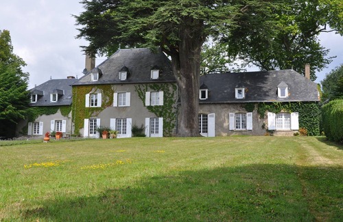Masbaraud-Merignat Casa | Magnífica casa solariega con piscina y jacuzzi, naturaleza completa, muy tranquila, 12 pers