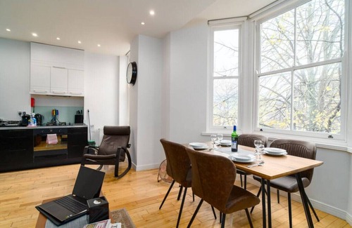 Roath Apartamento | Superb Modern 1 Bedroom Apt | Cocoon Dbl Sofa Bed