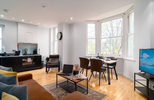 Roath Apartamento | Superb Modern 1 Bedroom Apt | Cocoon Dbl Sofa Bed