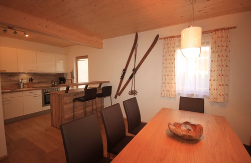 Niedernsill Chalet De Esquí | Magnífico chalet moderno en una ubicación encantadora del pueblo