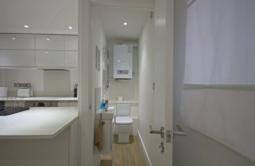 Adamsdown Casa | Superb modern house in Cardiff!