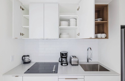 Truxton Circle Apartamento | Superb NoMa 1BR w/ Pool, Gym, EV Charging & Rooftop