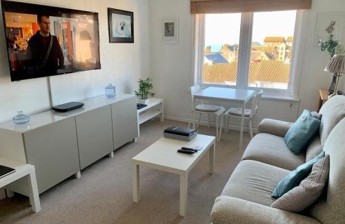 Dysart Casa | Superb One Bedroom Getaway in Dysart Kirkcaldy