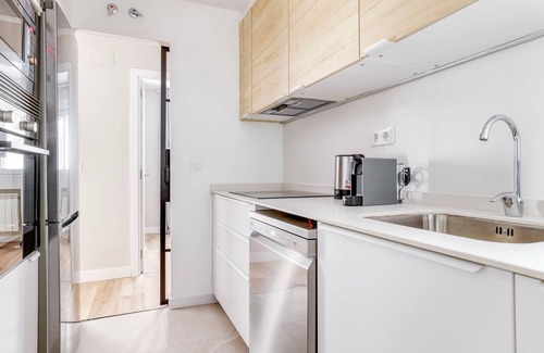 Pacifico Apartamento | Superb Pacífico 3BR w/ Elev & Doorman, nr Park & Metro, by Blueground