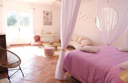 Mouries Casa | superb prestige property with indoor heated swimming pool, seminar room and tennis court in mouries, in the alpilles in provence – 16 people