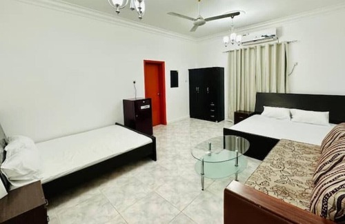 Mirdif Apartamento | Superb room Wifi+many amenities