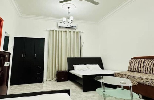 Mirdif Apartamento | Superb room Wifi+many amenities