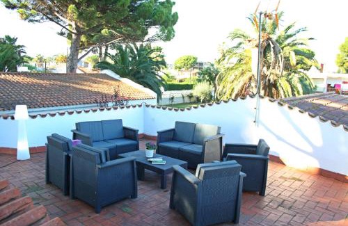 Vilafortuny Casa | Superb Seafront Villa
