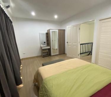 Ratsada Apartamento | Superb studio Apartment
