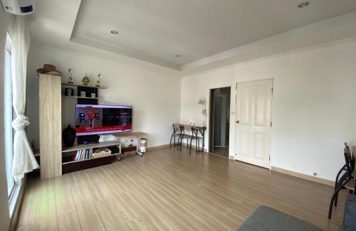 Ratsada Apartamento | Superb studio Apartment