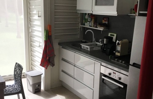 Anse des Rochers Apartamento | Magnífico estudio "Lespiedsdansleau" 30 m², planta baja, vista al mar 2/3 personas