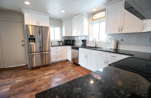 Canyon Rim Casa | Gran casa hermosa! 3Bed 2Bath 4queen Camas Mascotas *