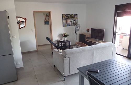 Solaro Villa | Superb villa, 5km from Solenzara. Air-conditioning, swimming pool, fenced grounds.