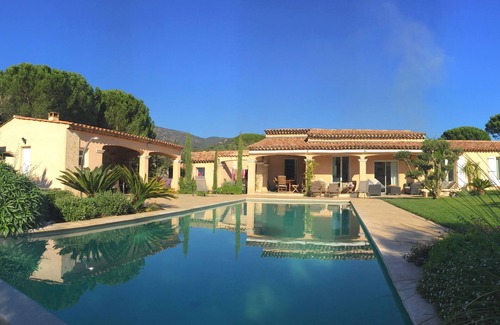 Preconil Villa | Impresionante Villa - 8 personas - piscina climatizada - magnífica vista colinas
