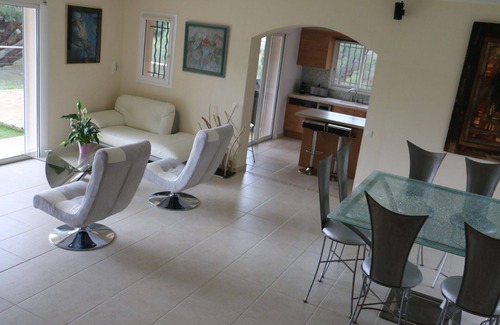 La Nartelle Villa | Magnífica villa en el dominio privado La Nartelle ubicado en una exuberante vegetación