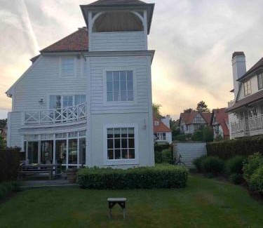 Knokke Casa | Superb Villa in the heart of Knokke Zoute close to the beach and shopping area