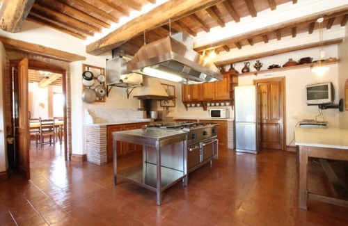 San Venanzo Villa | Magnífica villa con muebles de época, gran jardín de rosas y piscina privada.