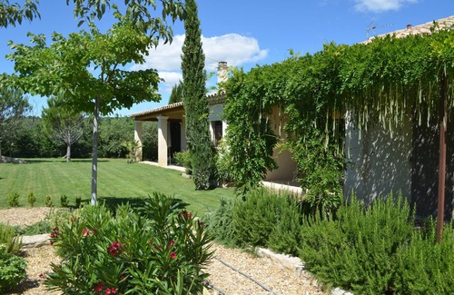 Saze Villa | Magnífica villa con piscina PROX Avignon, Luberon,