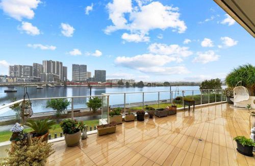 Rhodes Apartamento | Superb water view APT in Rhodes