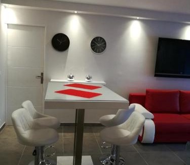 California - Pezou Apartamento | SUPERBE 3P 2chambres, 2terrasses CANNES centre-ville, 4 min à pied de la Croisette sas-meredith loc
