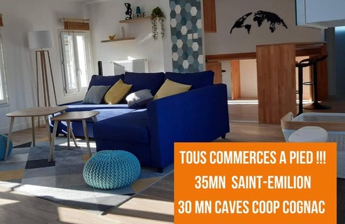 La Roche-Chalais Apartamento | Superbe appartement rénové 4 personnes Le Zen Scandi au centre ville - Draps - Serviettes Parking -