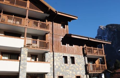 Samoens Apartamento | Superbe appartement 48m² avec terrasse, centre village, parking, proche ski-bus, non-fumeur - FR-1-624-46
