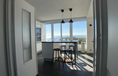 Rive Droite Apartamento | Superbe appartement avec une vue mer panoramique