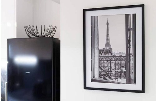 Billancourt–Rives de Seine Apartamento | Superbe Appartement Dans un Parc Surplombant Paris