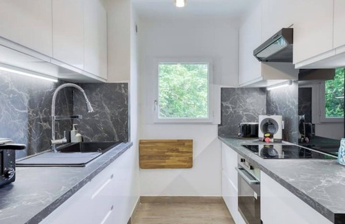 Billancourt–Rives de Seine Apartamento | Superbe Appartement Dans un Parc Surplombant Paris
