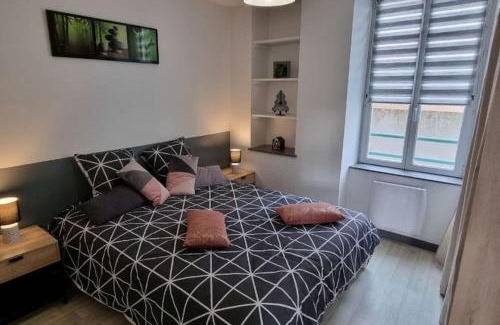 Saint-Junien Apartamento | Superbe appartement avec parking