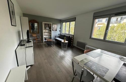 Combat Apartamento | Superbe appartement Paris Centre - Buttes Chaumont