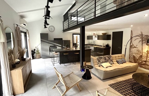Velaux Casa | Superbe Maison Avec Jacuzzi