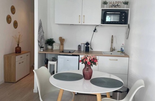 Gambetta Apartamento | Superbe Studio à 5 min de Paris, au Cœur de la Défense, Refait à Neuf !