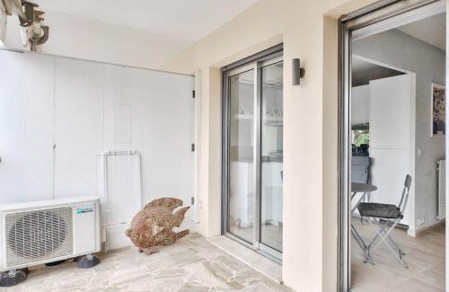 Carnot Apartamento | Superbe studio avec terrasse à 10 min de la plage