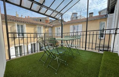 Perigueux Apartamento | Superbe T2 Neuf Centre Ville Wifi Terrasse Netflix