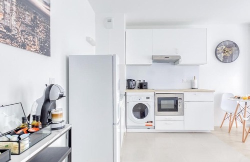 Louis Bertrand-Mirabeau-Semard Apartamento | Superbe T2 proche Paris métro 7 à 5 mn à pied