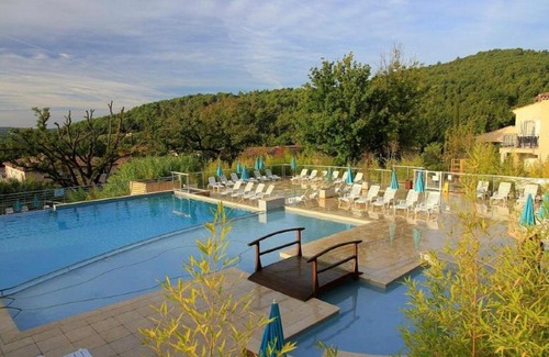 Callian Casa | Superbe T3 RESORT & SPA,2 chambres ,PISCINE ,TERRASSE