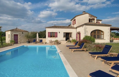 Villeneuve-de-Duras Casa | Superbe Villa au Coeur des Vignes du Grand Mayne