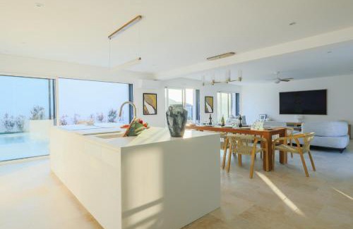 Le Bernard Villa | Superbe villa climatisée 4 chambres, 4 salles de bain avec piscine chauffée proche mer